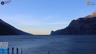 Archived image Webcam Lake Garda: Torbole 07:00