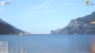 Archiv Foto Webcam Gardasee - Torbole 03:00