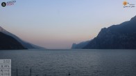 Archiv Foto Webcam Gardasee - Torbole 19:00