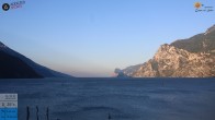 Archiv Foto Webcam Gardasee - Torbole 05:00