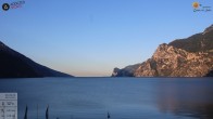Archiv Foto Webcam Gardasee - Torbole 05:00