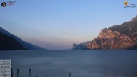 Archiv Foto Webcam Gardasee - Torbole 05:00