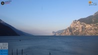 Archiv Foto Webcam Gardasee - Torbole 06:00