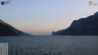 Archiv Foto Webcam Gardasee - Torbole 19:00