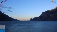 Archiv Foto Webcam Gardasee - Torbole 05:00