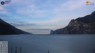 Archiv Foto Webcam Gardasee - Torbole 06:00