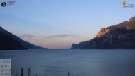 Archiv Foto Webcam Gardasee - Torbole 05:00
