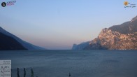 Archiv Foto Webcam Gardasee - Torbole 06:00