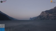 Archiv Foto Webcam Gardasee - Torbole 05:00