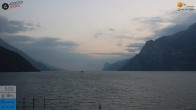 Archived image Webcam Lake Garda: Torbole 17:00