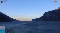 Archiv Foto Webcam Gardasee - Torbole 07:00