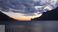 Archived image Webcam Lake Garda: Torbole 17:00