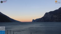 Archived image Webcam Lake Garda: Torbole 06:00