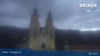 Archived image Webcam Brixen - Cathedral 19:00