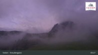 Archiv Foto Webcam Kreuzbergpass nahe Sexten 04:00