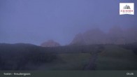 Archiv Foto Webcam Kreuzbergpass nahe Sexten 04:00