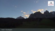 Archiv Foto Webcam Kreuzbergpass nahe Sexten 04:00