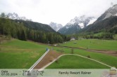 Archived image Webcam Family Resort Rainer, South Tyrol 06:00