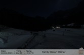 Archived image Webcam Family Resort Rainer, South Tyrol 05:00