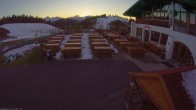 Archiv Foto Webcam Dreiländereck in der Region Villach: Bergrestaurant 15:00