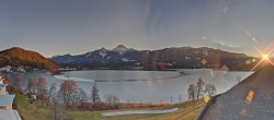 Archiv Foto Webcam Faaker See, Blickrichtung Süden 15:00