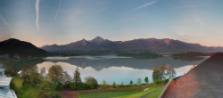 Archiv Foto Webcam Faaker See, Blickrichtung Süden 05:00