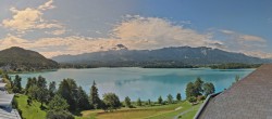 Archiv Foto Webcam Faaker See, Blickrichtung Süden 09:00