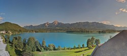 Archived image Webcam Faaker See lake, view direction south 17:00