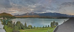 Archiv Foto Webcam Faaker See, Blickrichtung Süden 19:00