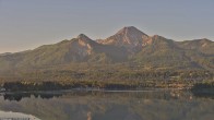 Archiv Foto Webcam Faaker See, Blickrichtung Mittagskogel 05:00