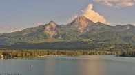 Archiv Foto Webcam Faaker See, Blickrichtung Mittagskogel 17:00
