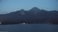 Archiv Foto Webcam Faaker See, Blickrichtung Mittagskogel 03:00