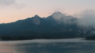 Archiv Foto Webcam Faaker See, Blickrichtung Mittagskogel 05:00
