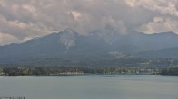 Archiv Foto Webcam Faaker See, Blickrichtung Mittagskogel 09:00