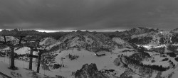 Archived image Webcam Nassfeld: Panorama view Gartnerkofel 07:00