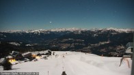 Archiv Foto Webcam Gerlitzen Gipfel: Bergstation 8er Carving Jet 03:00