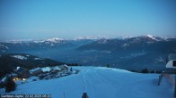 Archiv Foto Webcam Gerlitzen Gipfel: Bergstation 8er Carving Jet 05:00