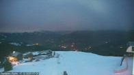 Archiv Foto Webcam Gerlitzen Gipfel: Bergstation 8er Carving Jet 06:00