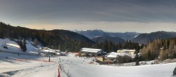 Archived image Webcam Middle station Kanzelhöhe, skiresort Gerlitzen 09:00