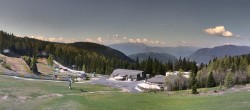Archiv Foto Webcam Kanzelhöhe-Mittelstation 09:00