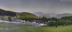 Archived image Webcam Middle station Kanzelhöhe, skiresort Gerlitzen 05:00