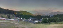 Archived image Webcam Middle station Kanzelhöhe, skiresort Gerlitzen 05:00