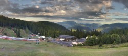 Archived image Webcam Middle station Kanzelhöhe, skiresort Gerlitzen 06:00