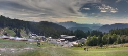 Archiv Foto Webcam Kanzelhöhe-Mittelstation 12:00