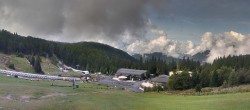 Archived image Webcam Middle station Kanzelhöhe, skiresort Gerlitzen 09:00