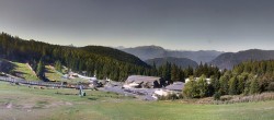 Archived image Webcam Middle station Kanzelhöhe, skiresort Gerlitzen 09:00
