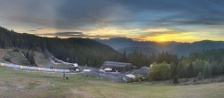 Archiv Foto Webcam Kanzelhöhe-Mittelstation 17:00