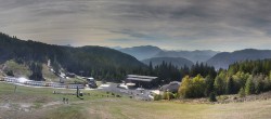 Archiv Foto Webcam Kanzelhöhe-Mittelstation 13:00