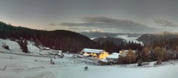 Archiv Foto Webcam Kanzelhöhe-Mittelstation 06:00