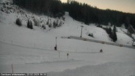 Archiv Foto Webcam Kanzelhöhe: Schirmbar und Sonnenarena 05:00